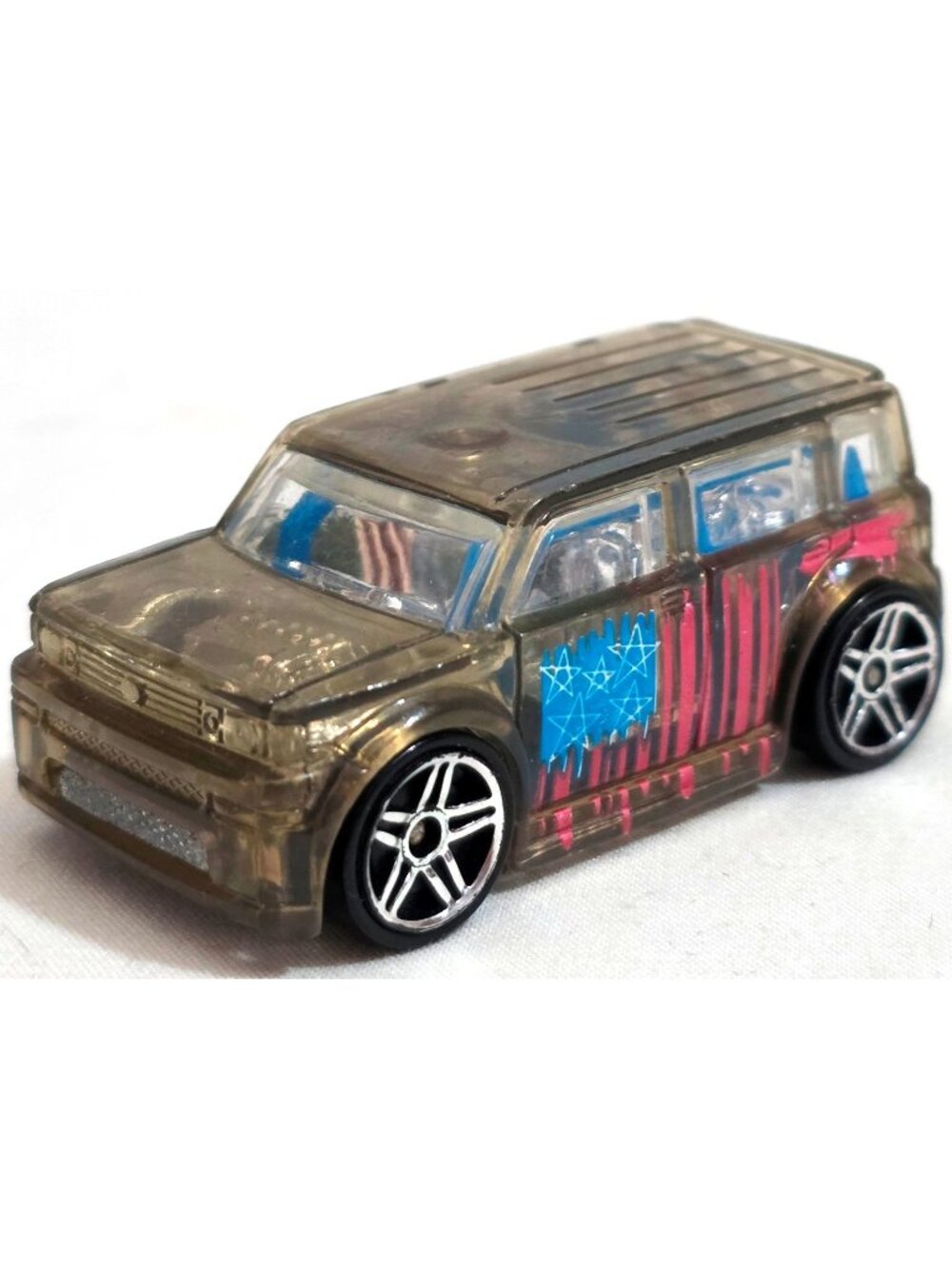 Hot Wheels SCION xB X-Raycers diecast car with American Flag removable body 2006